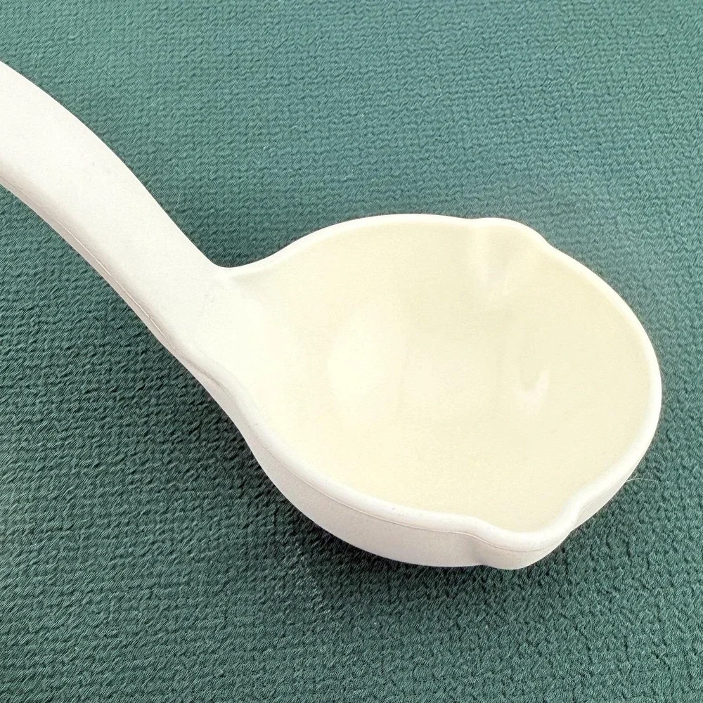 Vtg Rubbermaid Ladle 1975 White Nylon Plastic‎ Heavy Duty Double Spout Dipper N